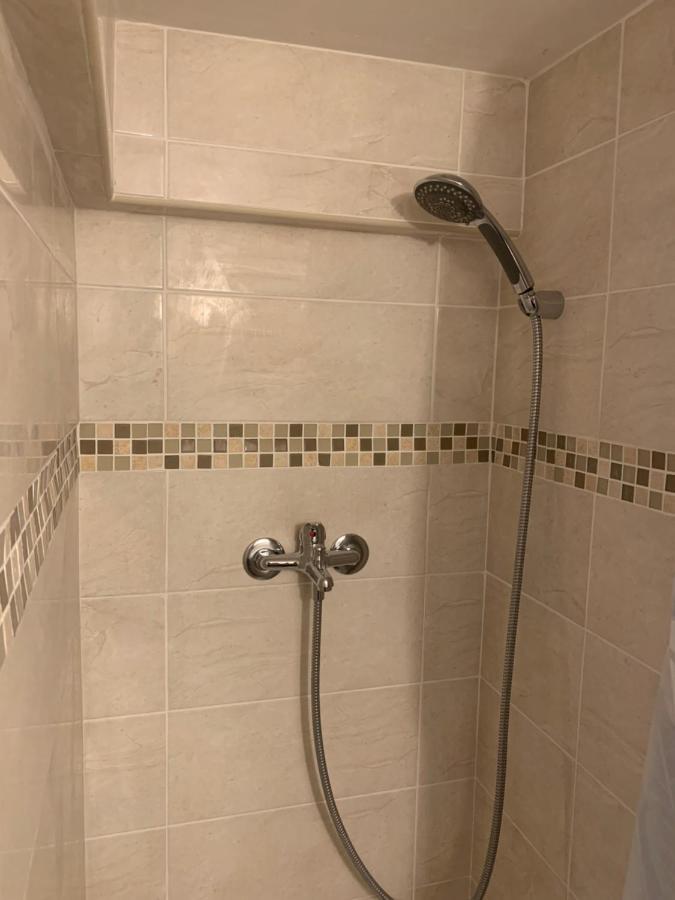 Logement A 20 Min De Paris Avec Parking Gratuit Eaubonne Exterior photo